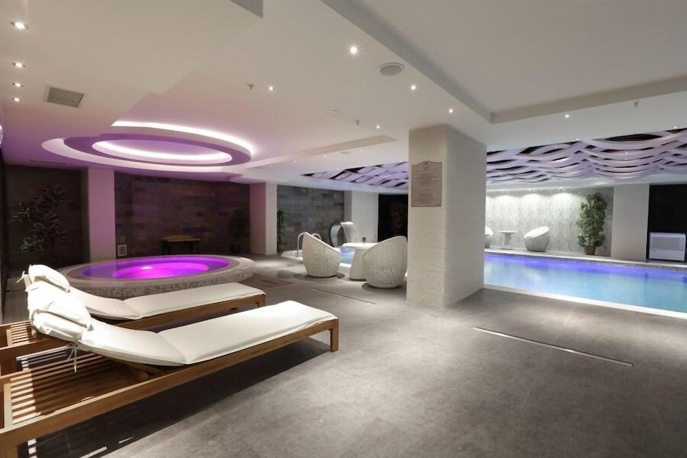 Queen Hotel & Spa Istambul Extérieur photo