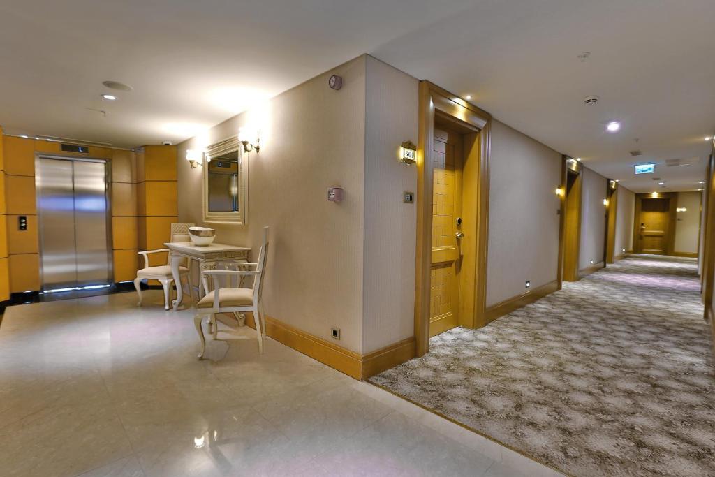 Queen Hotel & Spa Istambul Extérieur photo
